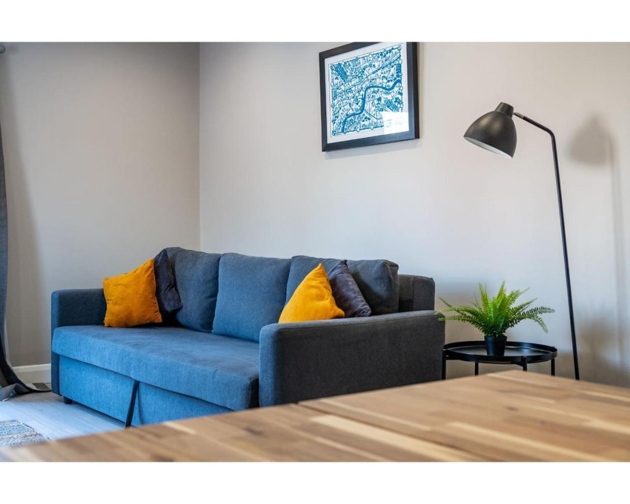Central Belfast Apartments: Citygate Rum bild