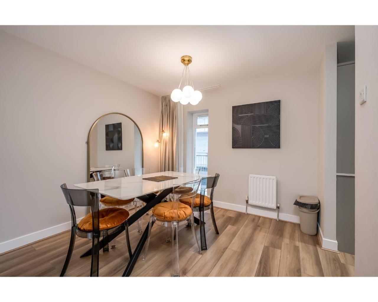 Central Belfast Apartments: Citygate Rum bild